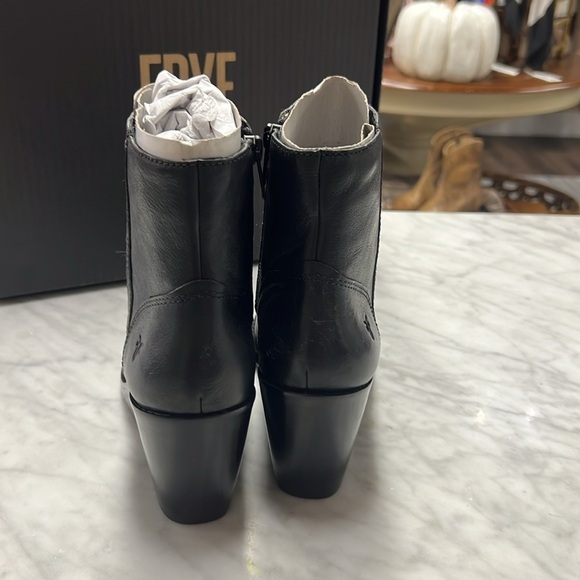 Frye NIB Emma Leather Wedge Short Bootie Size 6.5 in Black - Picture 5 of 12